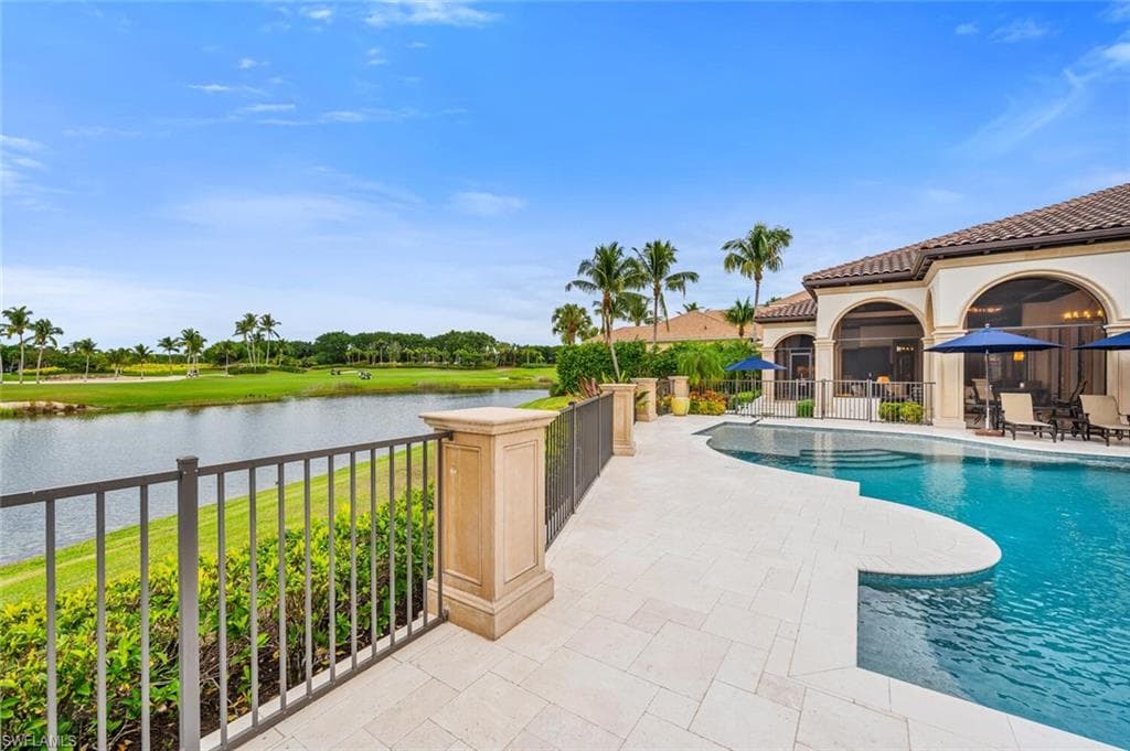 2125 Canna WAY, NAPLES FL 34105-38