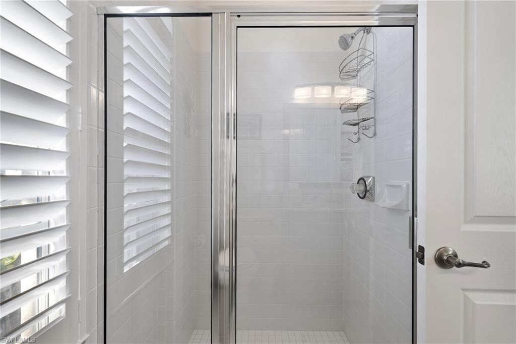 15106 Ports Of Iona DR, FORT MYERS FL 33908-39