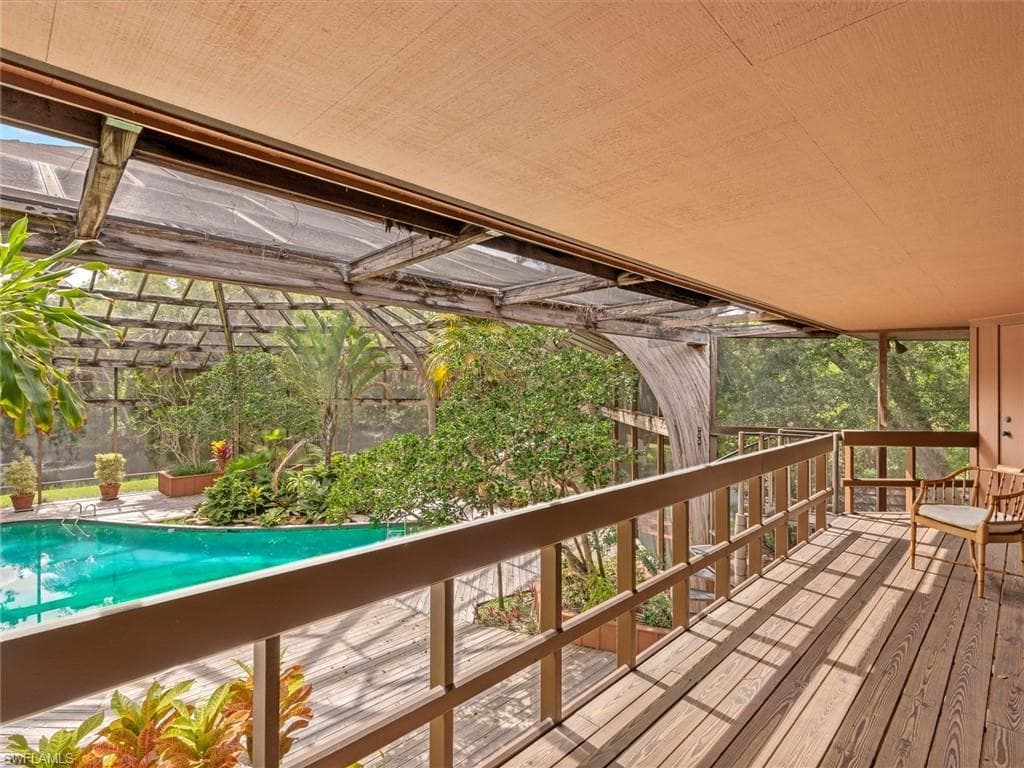 3720 Gail BLVD, NAPLES FL 34104-19