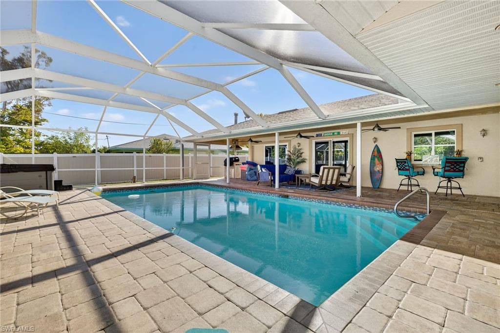 2243 Flora AVE, FORT MYERS FL 33907-26