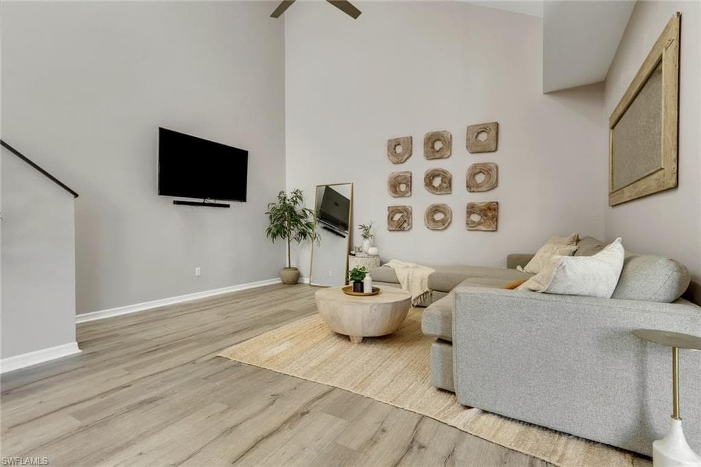 4536 Court WAY # 19D, NAPLES FL 34109-1