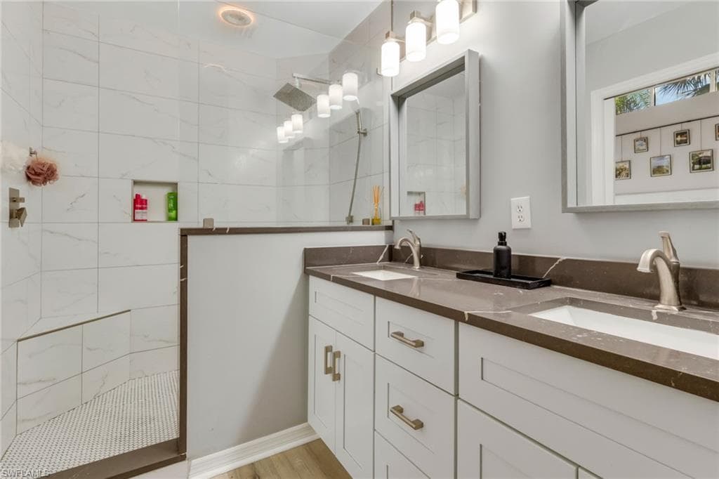 4536 Court WAY # 19D, NAPLES FL 34109-15
