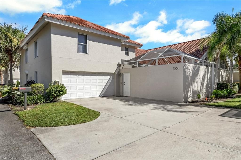 4536 Court WAY # 19D, NAPLES FL 34109-2