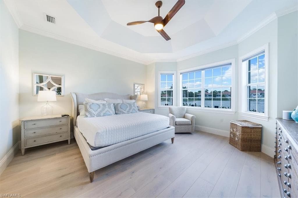 7128 Lemuria CIR # 702, NAPLES FL 34109-16