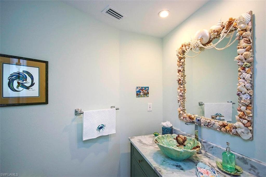 812 Angel Wing DR, SANIBEL FL 33957-15