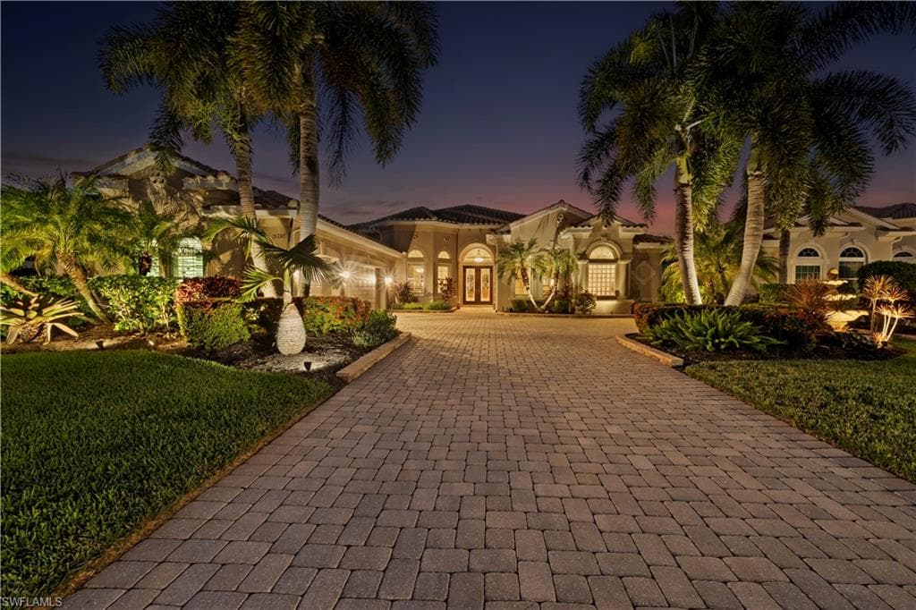 19287 La Serena DR, ESTERO FL 33967-45