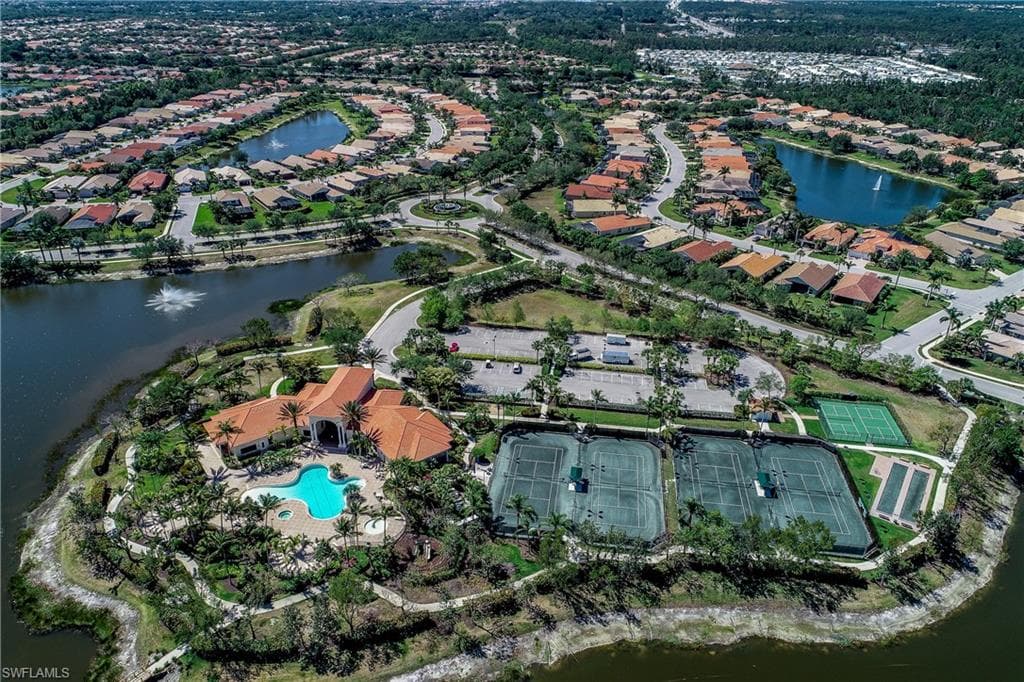 19287 La Serena DR, ESTERO FL 33967-47