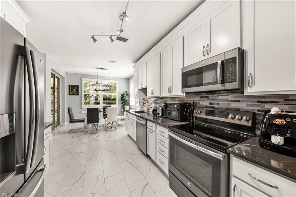 8310 Big Acorn CIR # 1002, NAPLES FL 34119-12