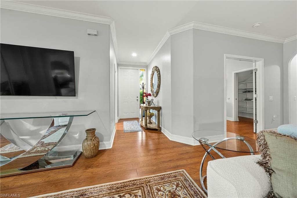 8310 Big Acorn CIR # 1002, NAPLES FL 34119-9