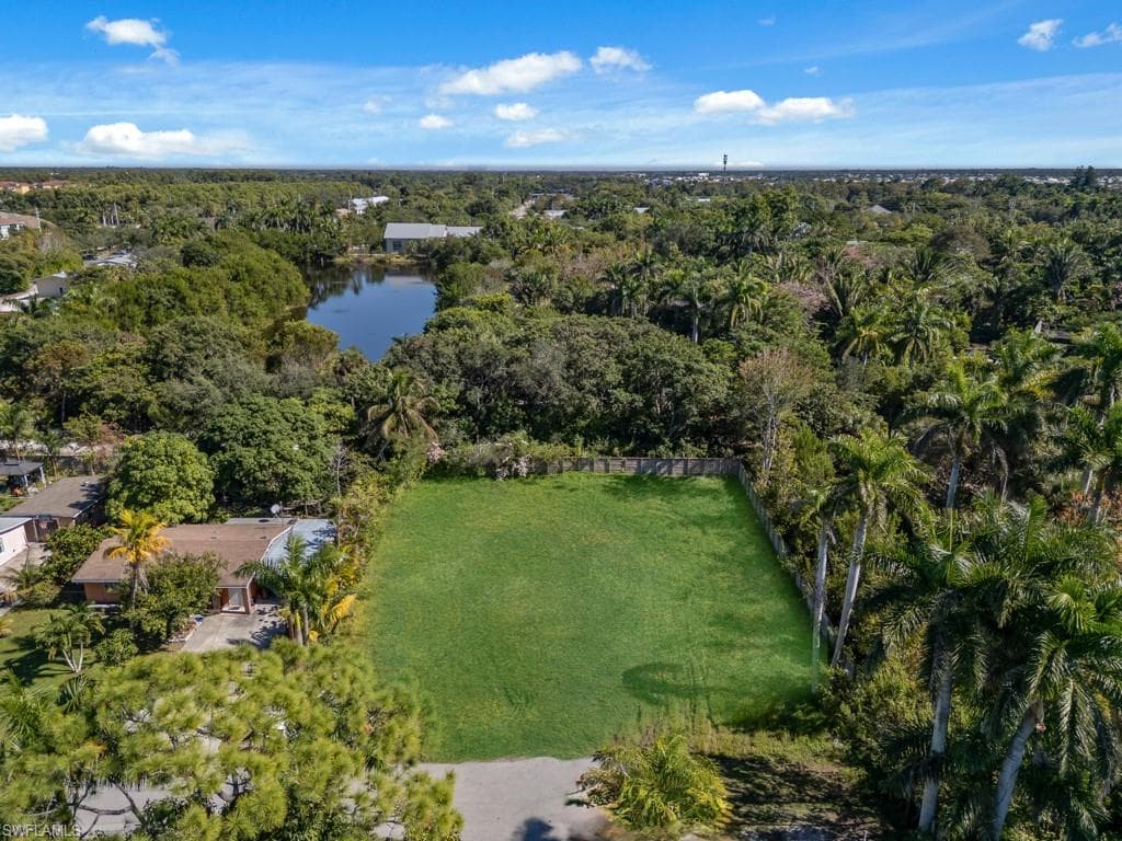 4975 Palmetto CT-4