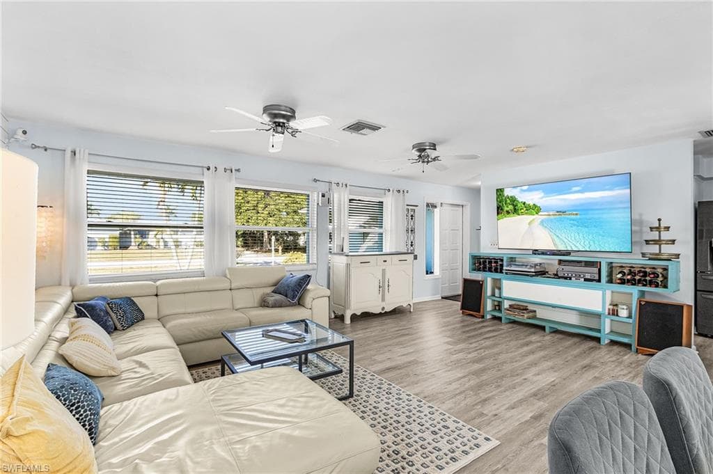 3005 SE 18th AVE, CAPE CORAL FL 33904-25