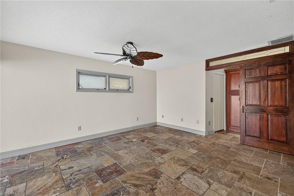 1921 SE 36th ST, CAPE CORAL FL 33904-17