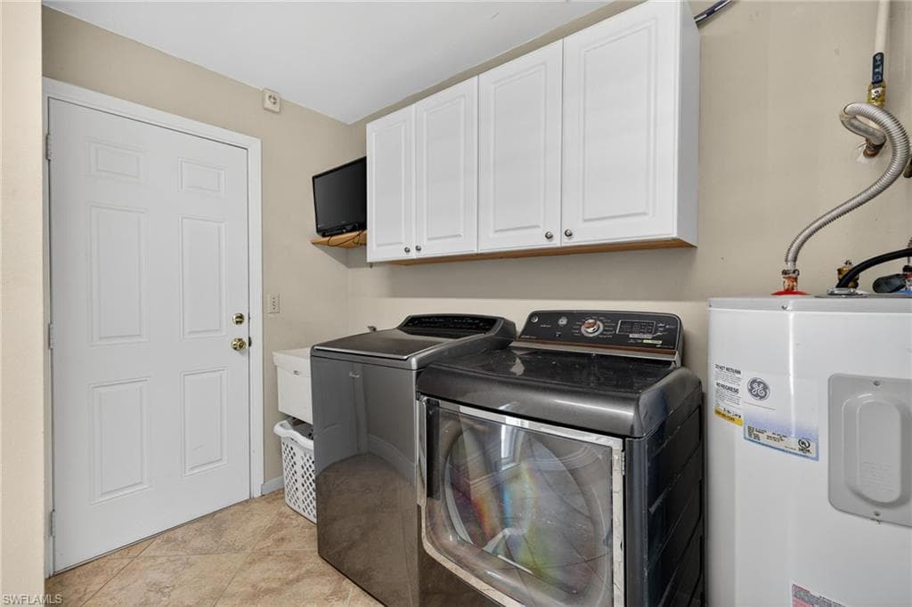 1921 SE 36th ST, CAPE CORAL FL 33904-28