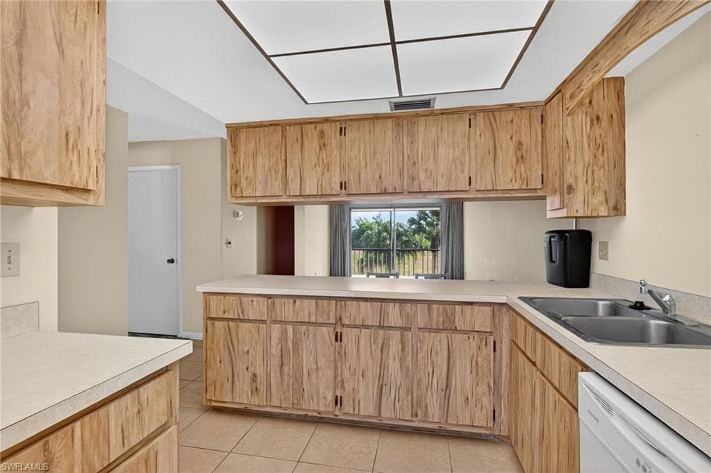 16031 Dublin CIR # 204, FORT MYERS FL 33908-7