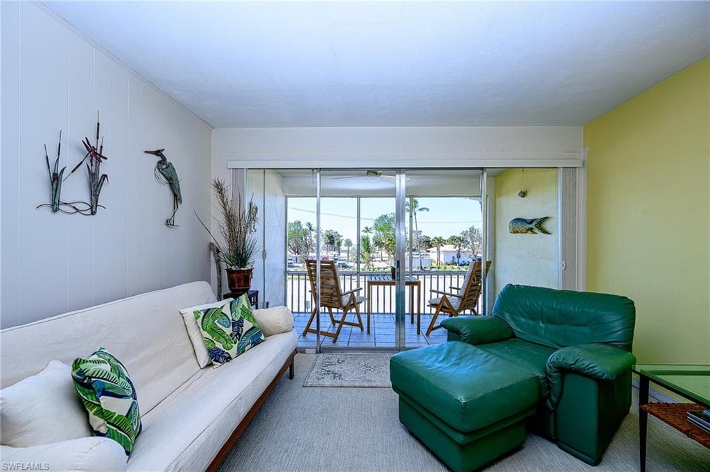 1550 Gulf Shore BLVD N W4-1