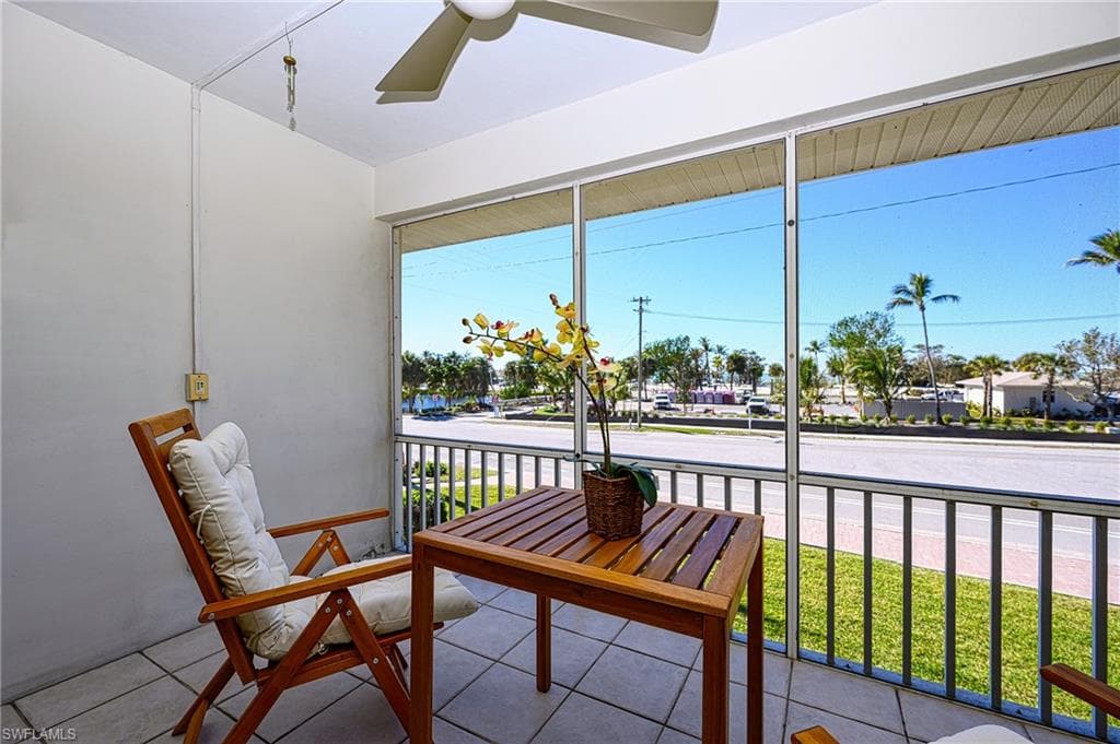 1550 Gulf Shore BLVD N W4-12