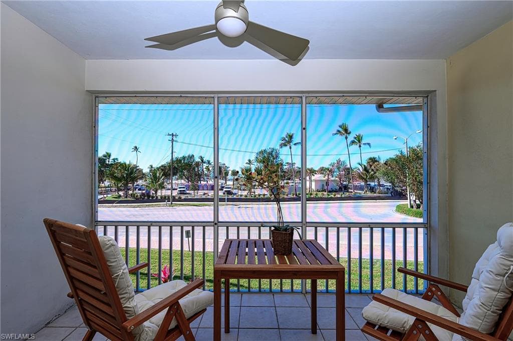 1550 Gulf Shore BLVD N W4-11