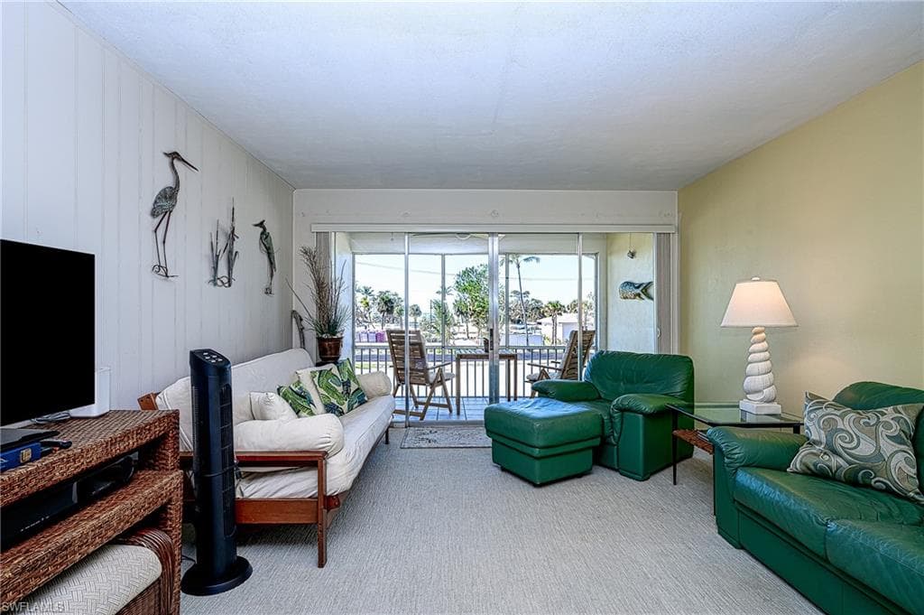 1550 Gulf Shore BLVD N W4-3