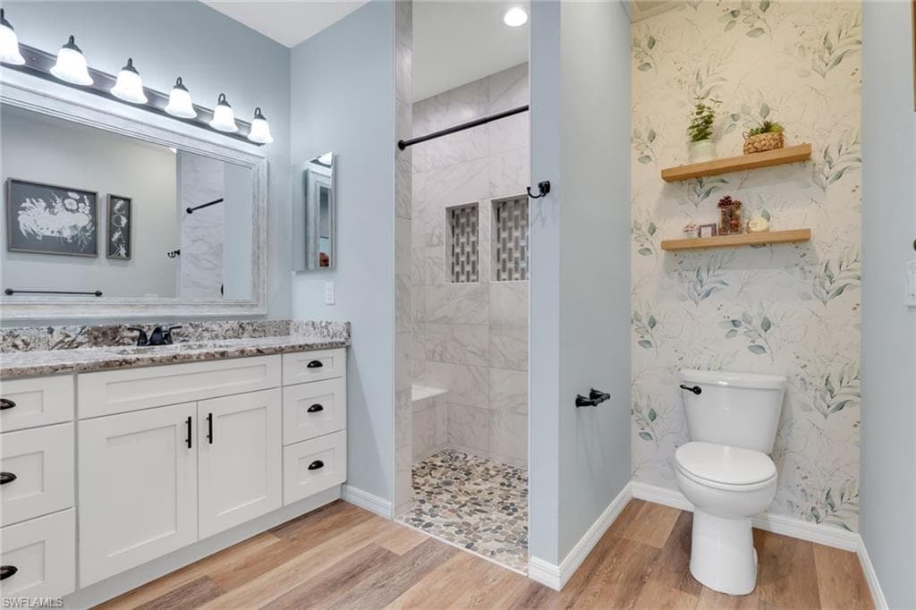 8117 Breeze DR, NORTH FORT MYERS FL 33917-11