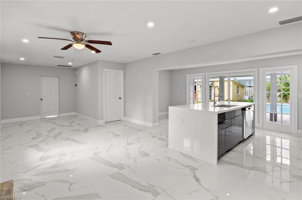 4970 Riverside DR-6