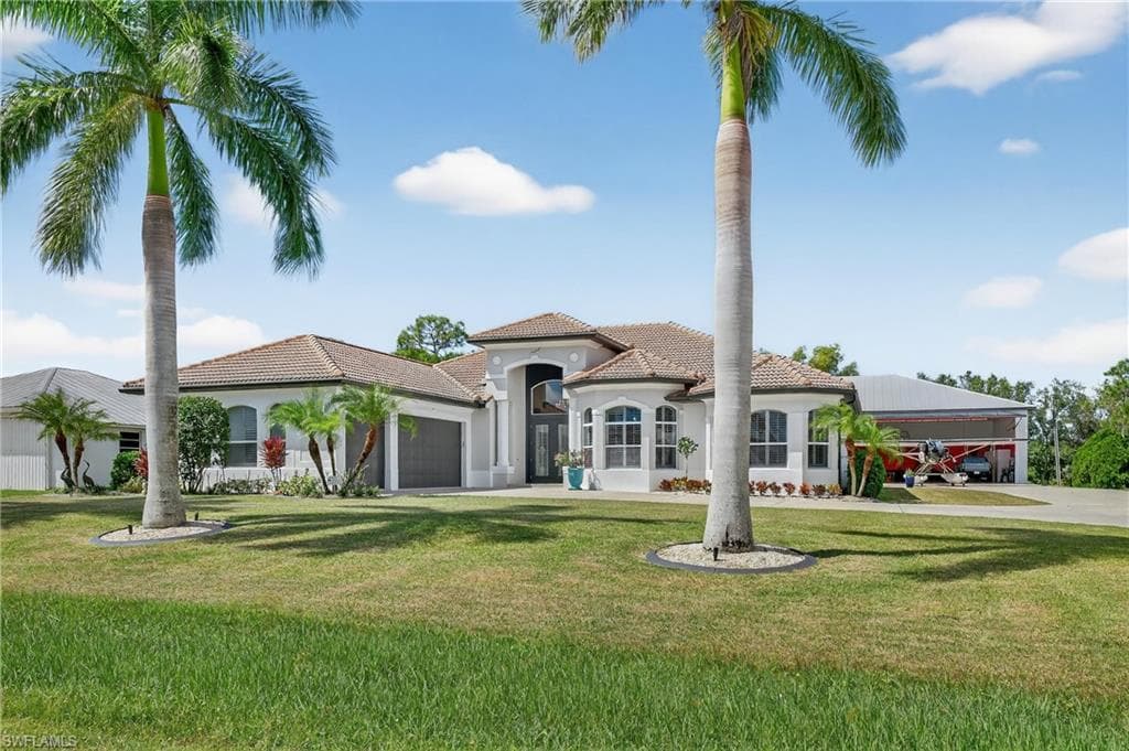 18741 CROSSWIND AVE, NORTH FORT MYERS FL 33917-16