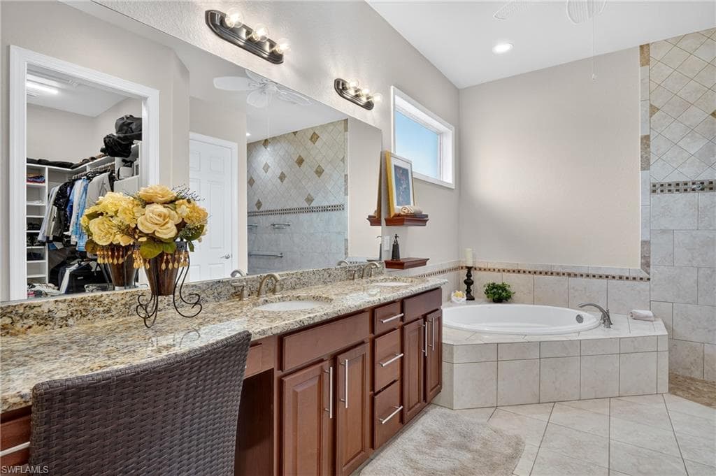 18741 CROSSWIND AVE, NORTH FORT MYERS FL 33917-27