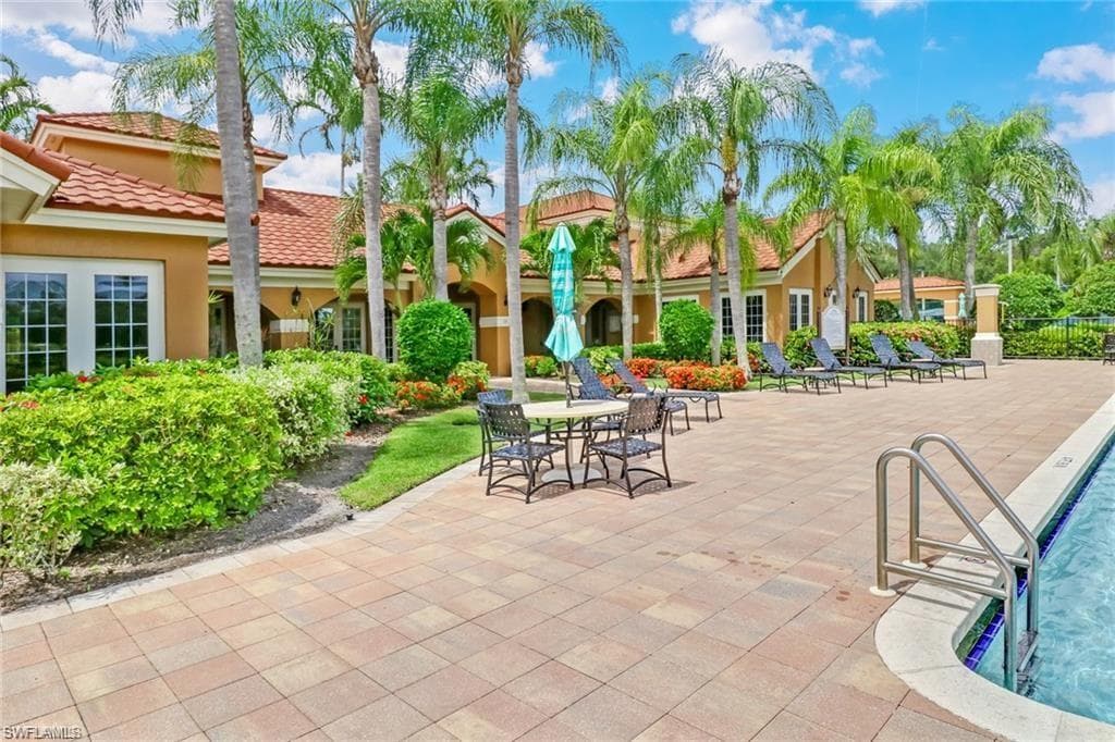 1830 Florida Club CIR # 4202, NAPLES FL 34112-27