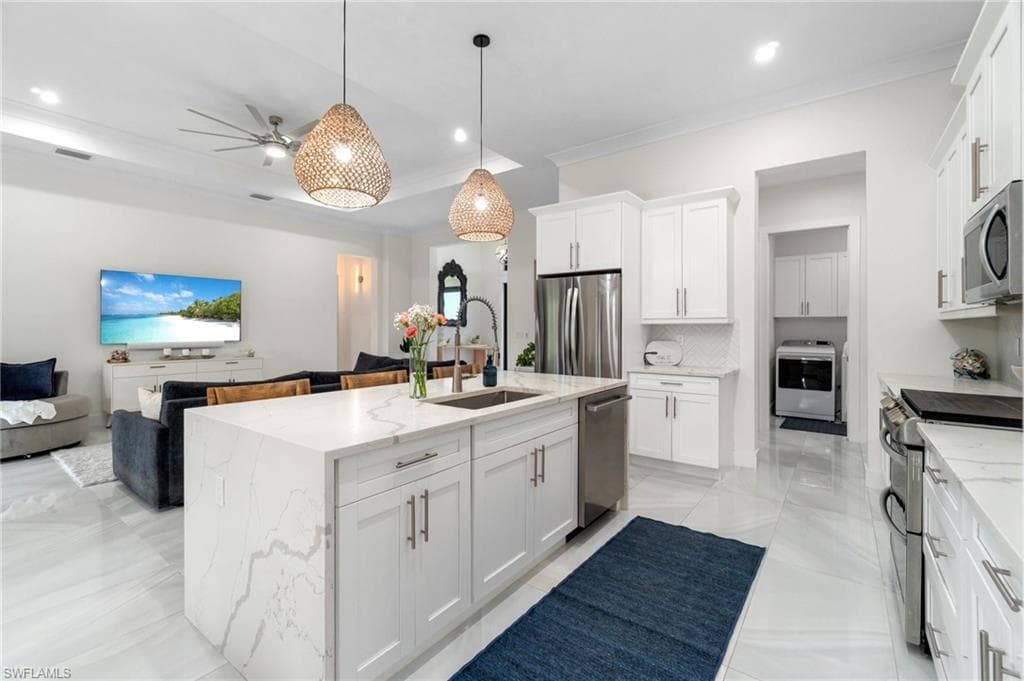 3160 Safe Harbor DR, NAPLES FL 34117-7