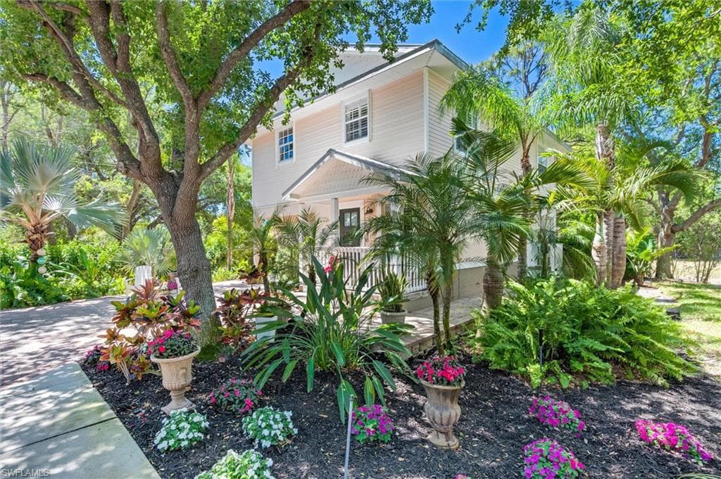 2800 Lakeview DR # 5, NAPLES FL 34112-1