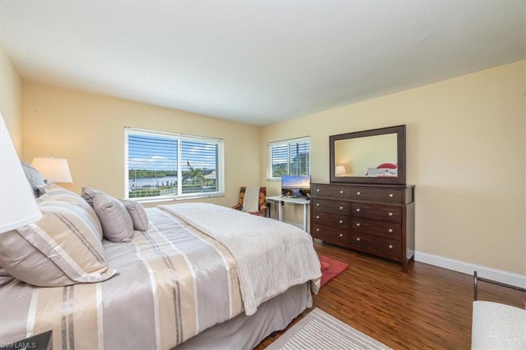 305 Goodlette-Frank RD S # C304, NAPLES FL 34102-15