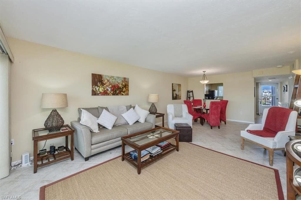 305 Goodlette-Frank RD S # C304, NAPLES FL 34102-6