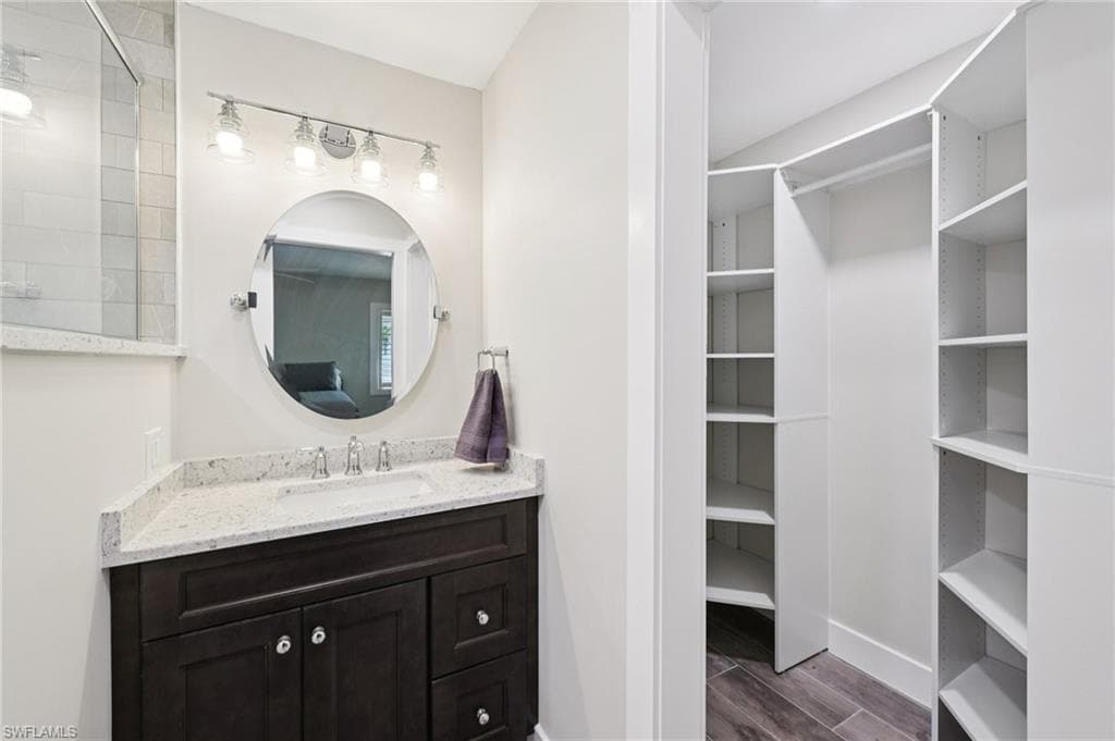 210 Hibiscus DR, FORT MYERS BEACH FL 33931-15