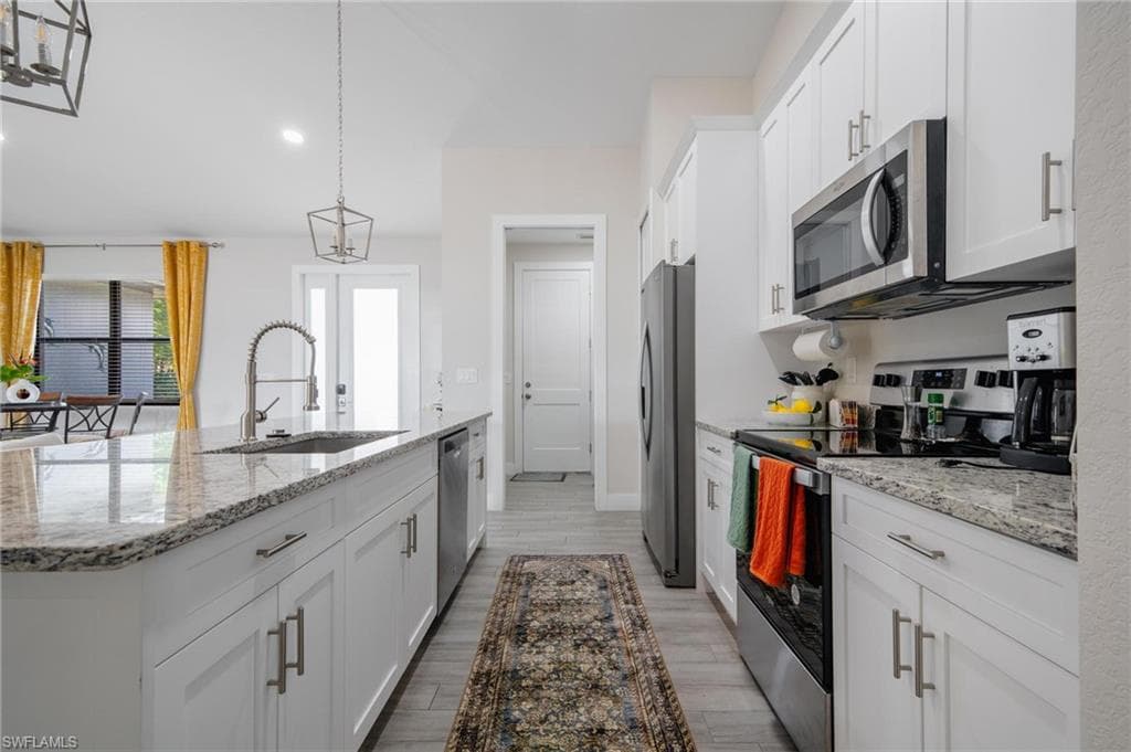 4665 Keylargo LN, BONITA SPRINGS FL 34134-9