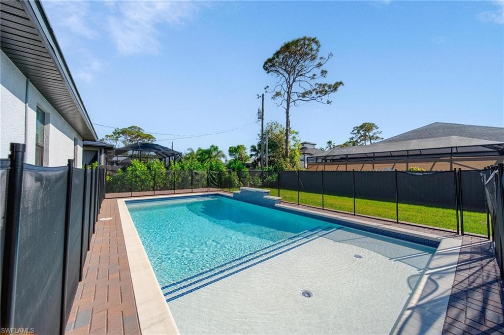 4665 Keylargo LN, BONITA SPRINGS FL 34134-30