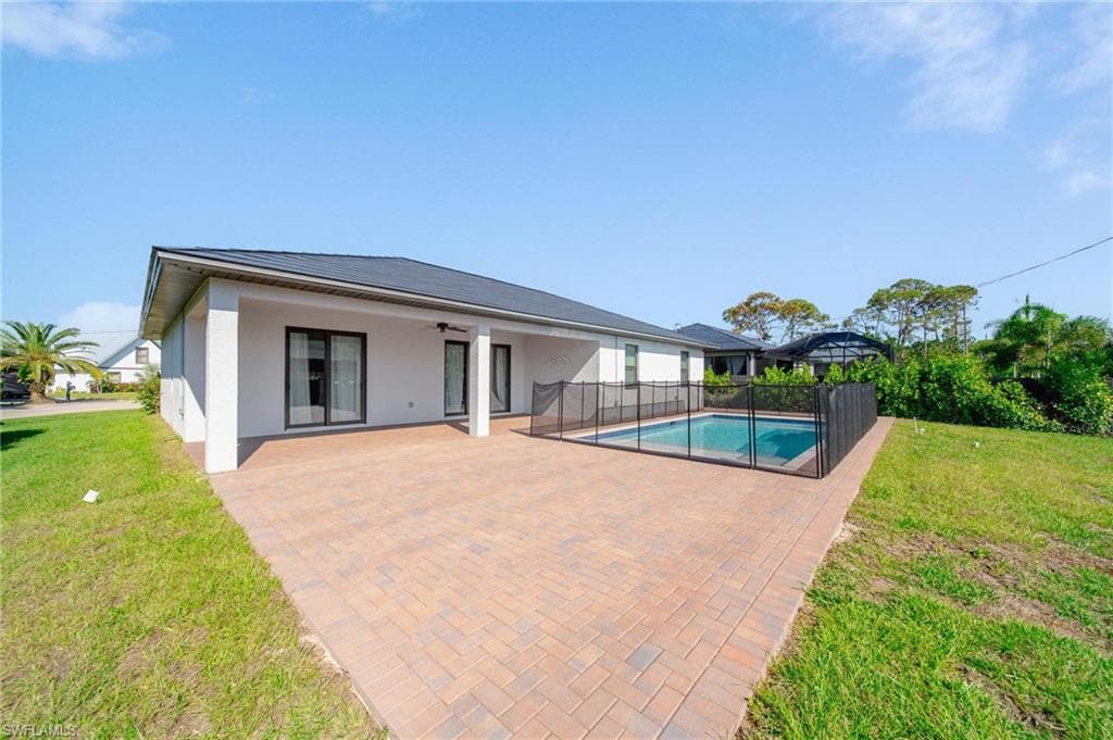 4665 Keylargo LN, BONITA SPRINGS FL 34134-28