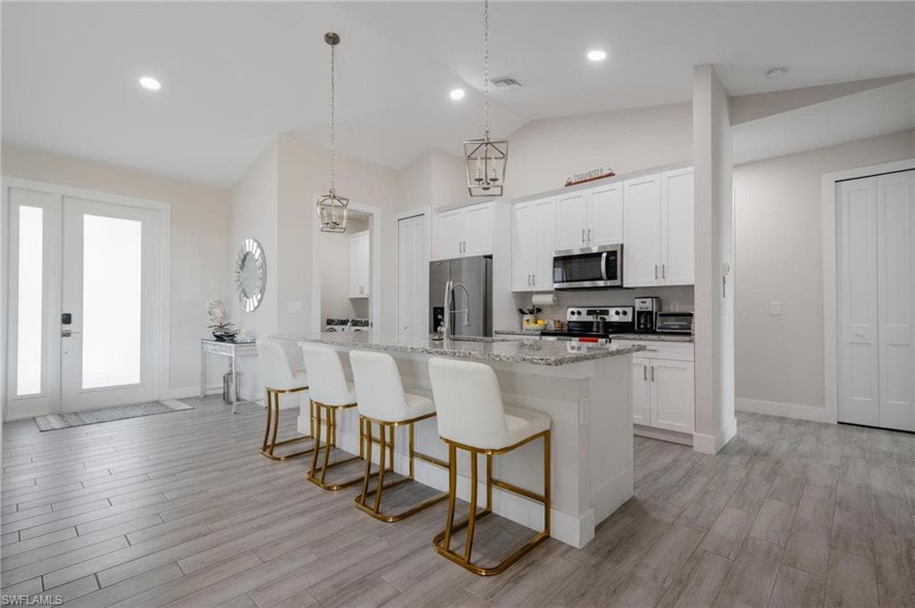 4665 Keylargo LN, BONITA SPRINGS FL 34134-7