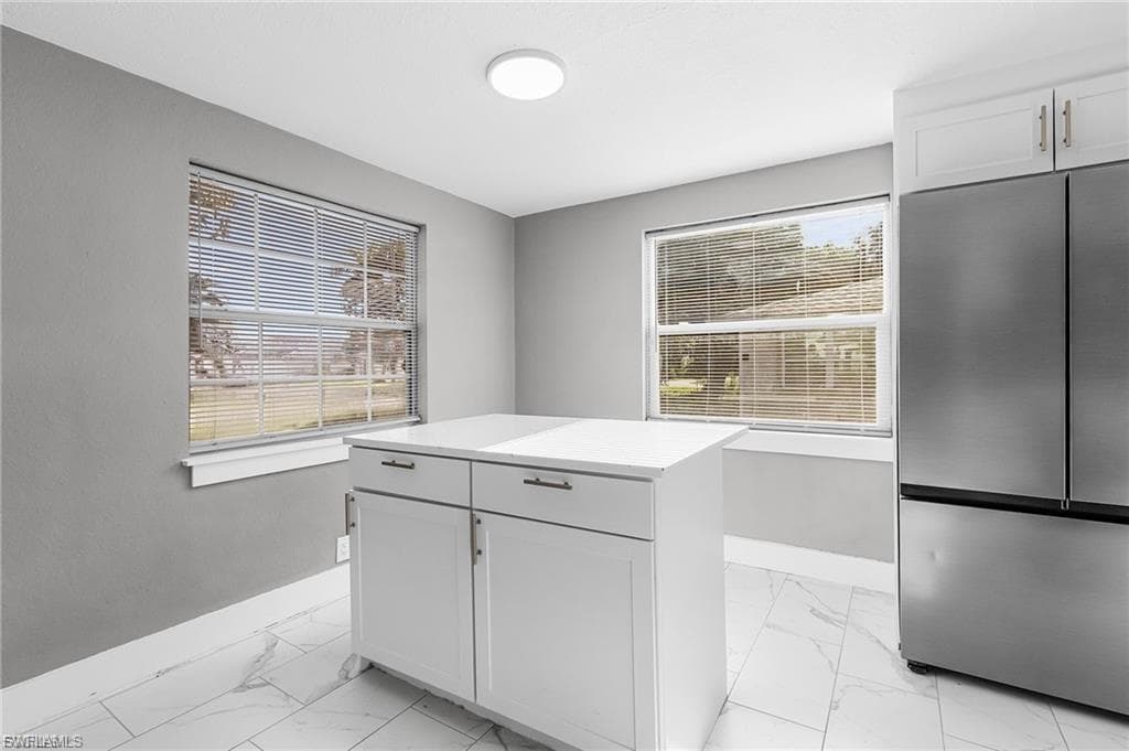 4472 E Riverside DR, FORT MYERS FL 33905-3