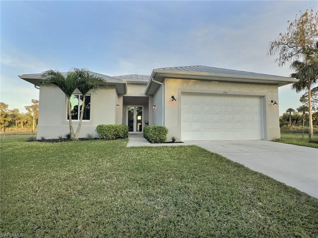 1960 Moulder DR, NAPLES FL 34120-35