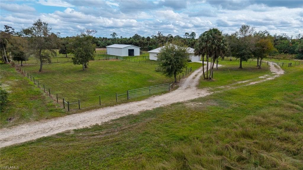 1960 Moulder DR, NAPLES FL 34120-33