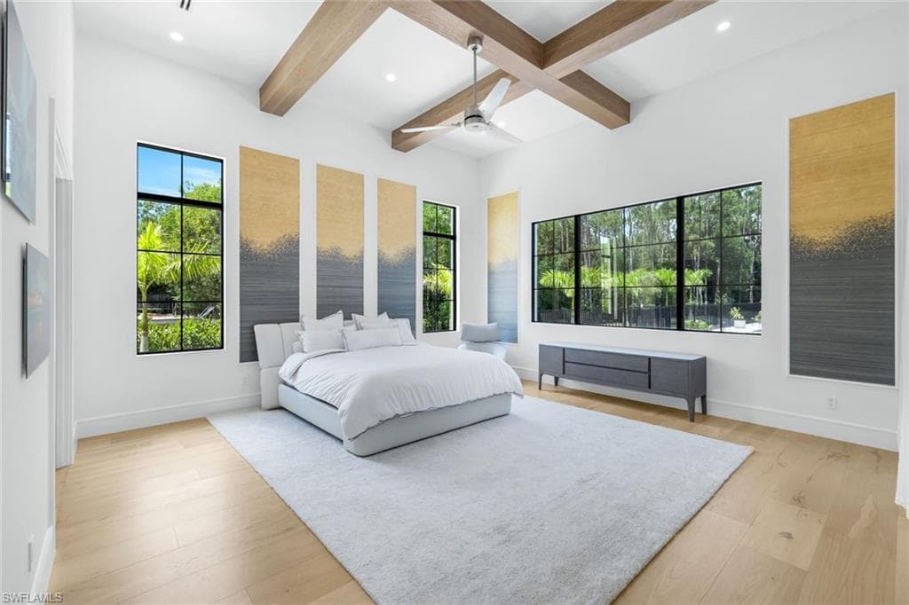6677 Hunters RD, NAPLES FL 34109-18