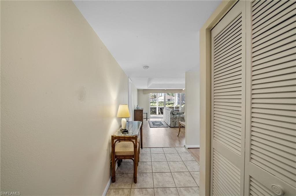 247 Winners CIR # 5, NAPLES FL 34112-4
