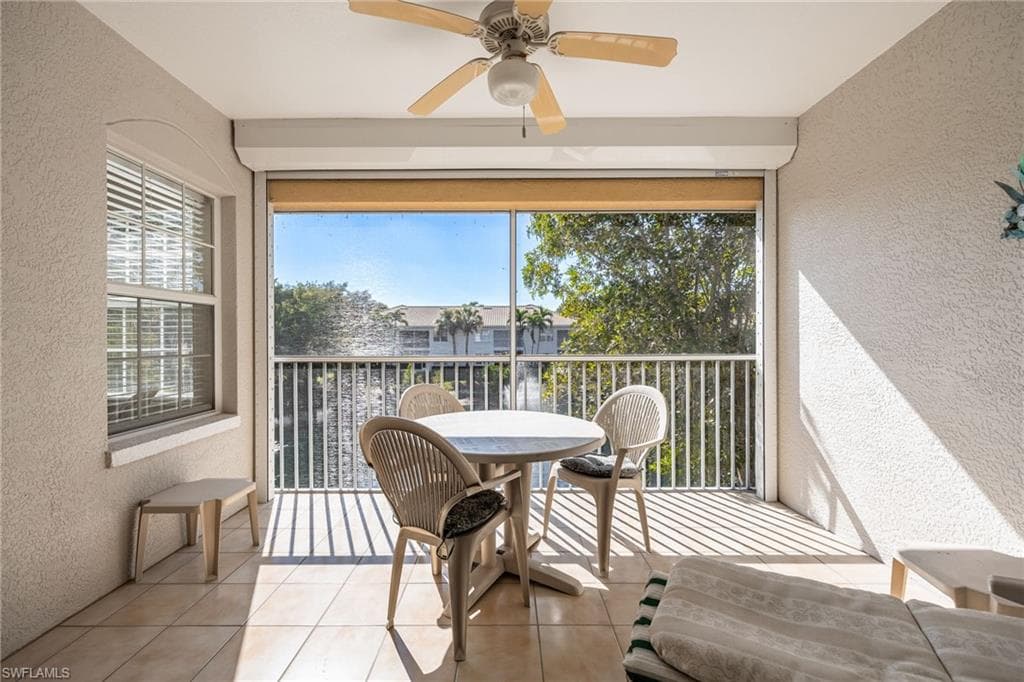 6927 Satinleaf RD N # 203, NAPLES FL 34109-27