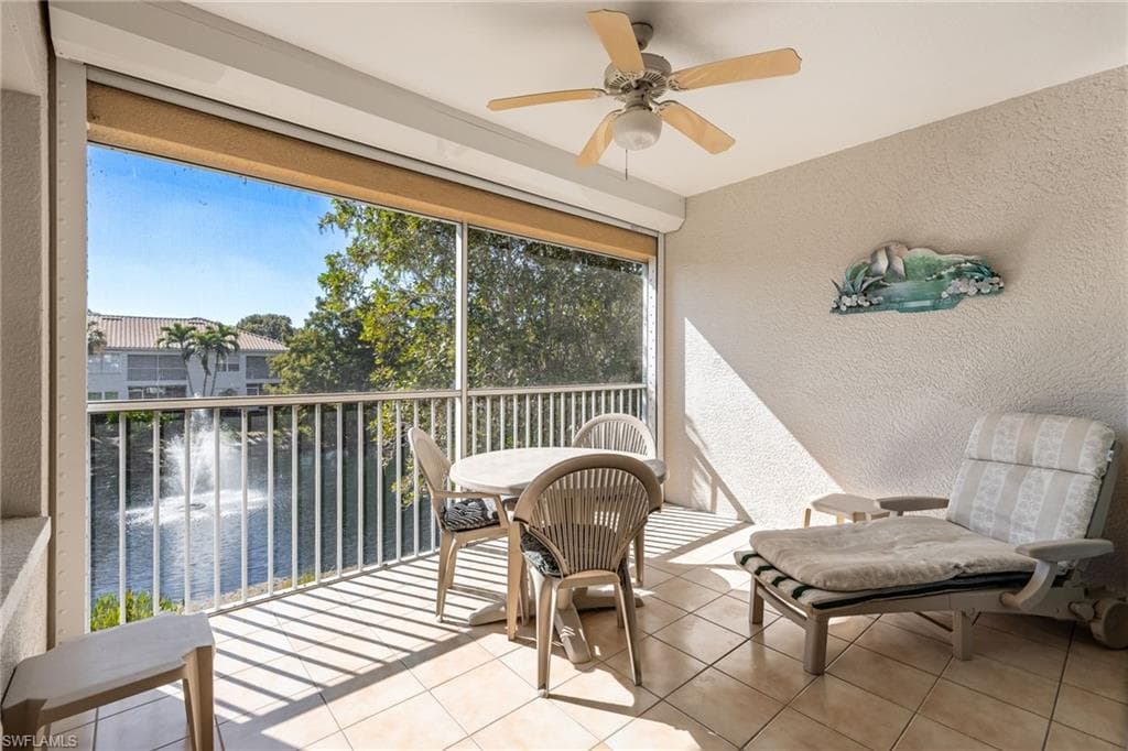 6927 Satinleaf RD N # 203, NAPLES FL 34109-28