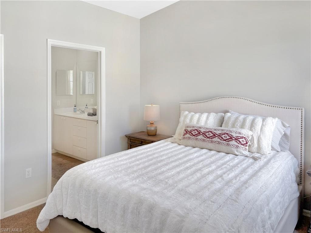 3269 Amanda LN # 2, NAPLES FL 34109-13