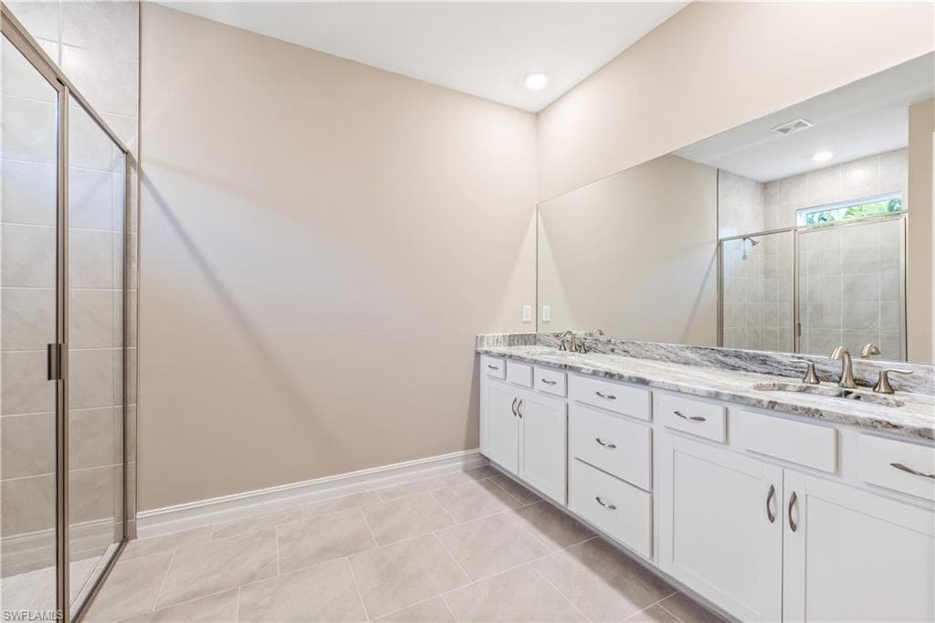 552 SPRING HILL LAKE LOOP, CAPE CORAL FL 33993-27