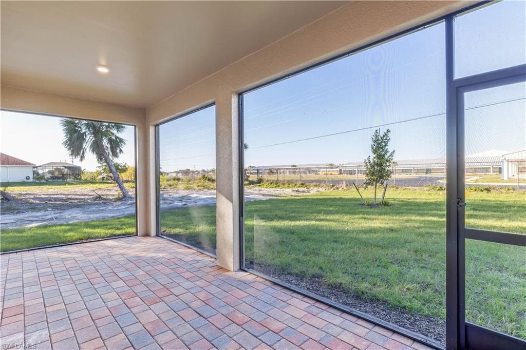 552 SPRING HILL LAKE LOOP, CAPE CORAL FL 33993-29