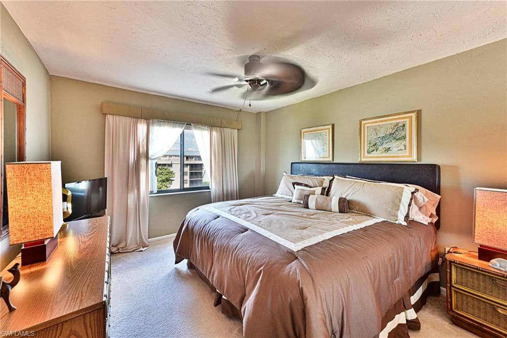 26131 Hickory BLVD # 4C, BONITA SPRINGS FL 34134-19