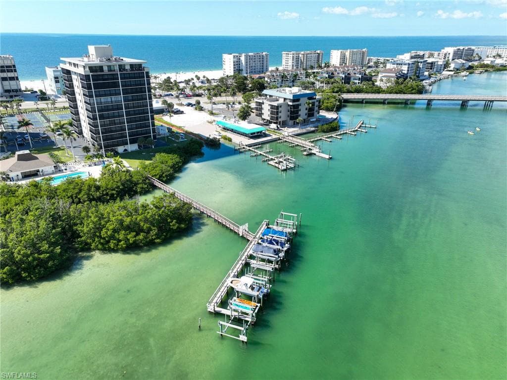 26131 Hickory BLVD # 4C, BONITA SPRINGS FL 34134-32