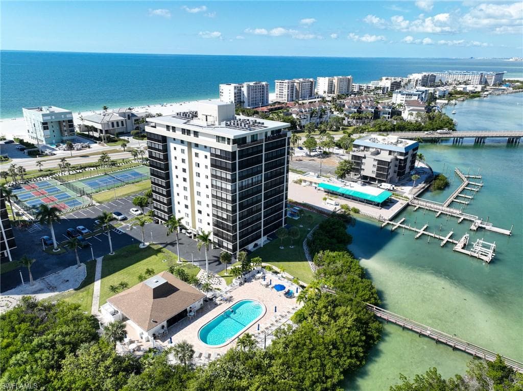 26131 Hickory BLVD # 4C, BONITA SPRINGS FL 34134-3