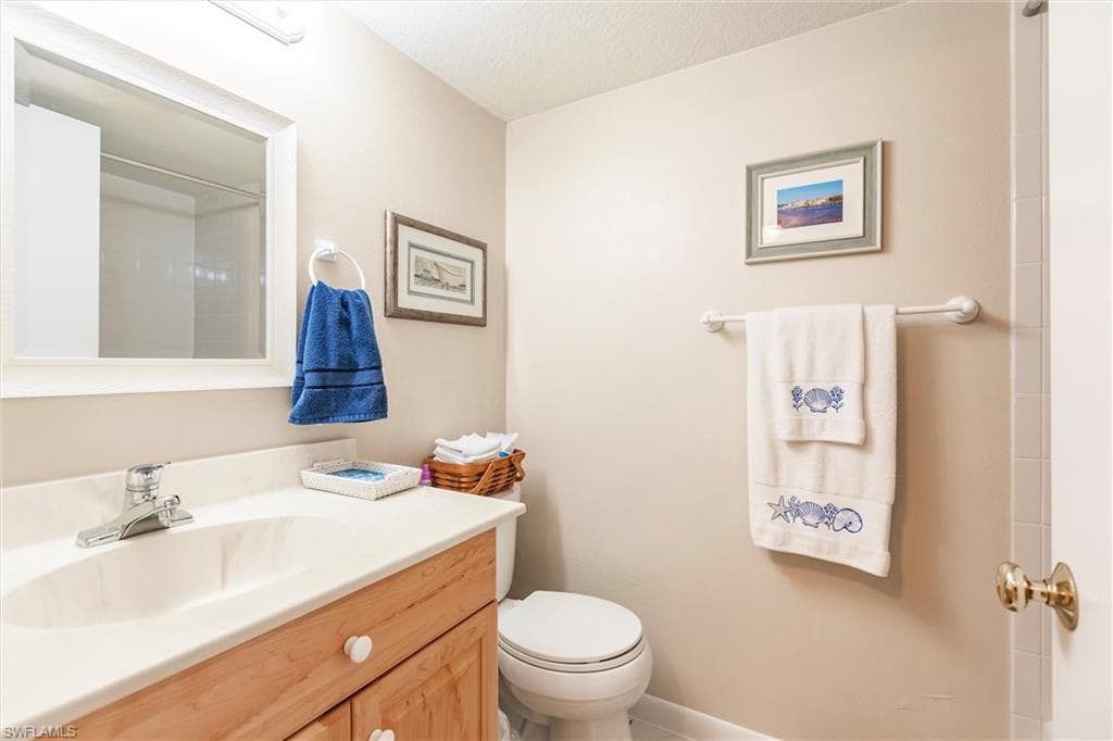 6832 Sandtrap DR # 2, FORT MYERS FL 33919-25